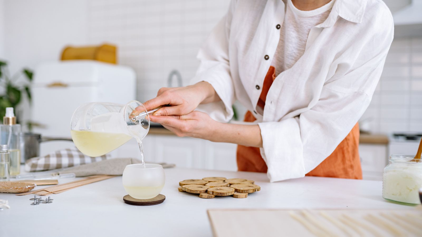 Candle Pouring Studio