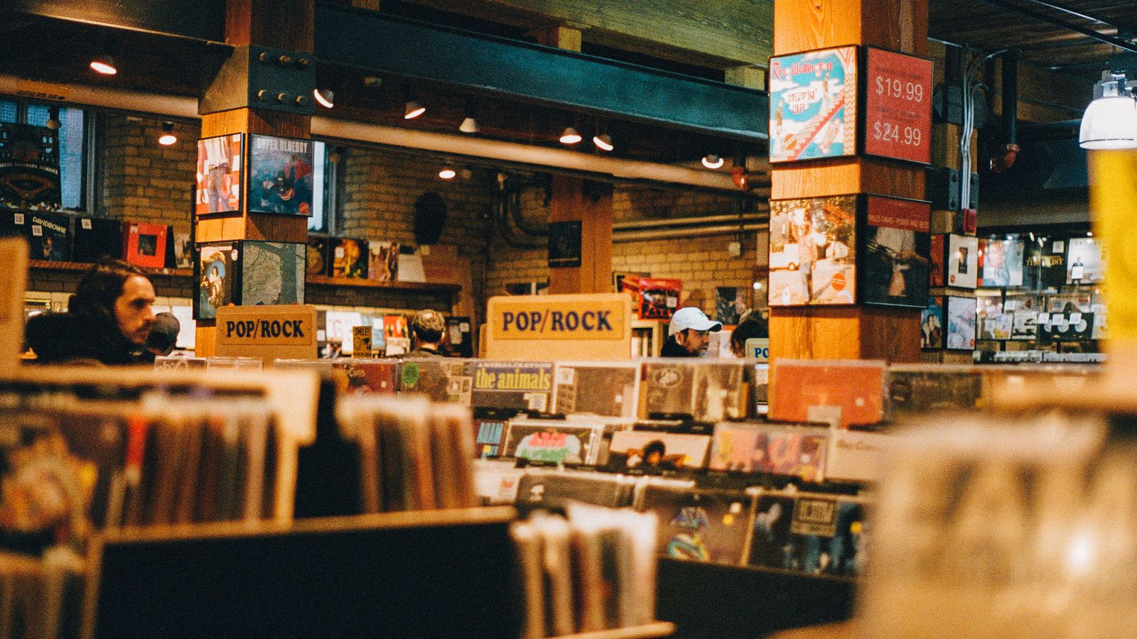 Pop-Up Retail Experience