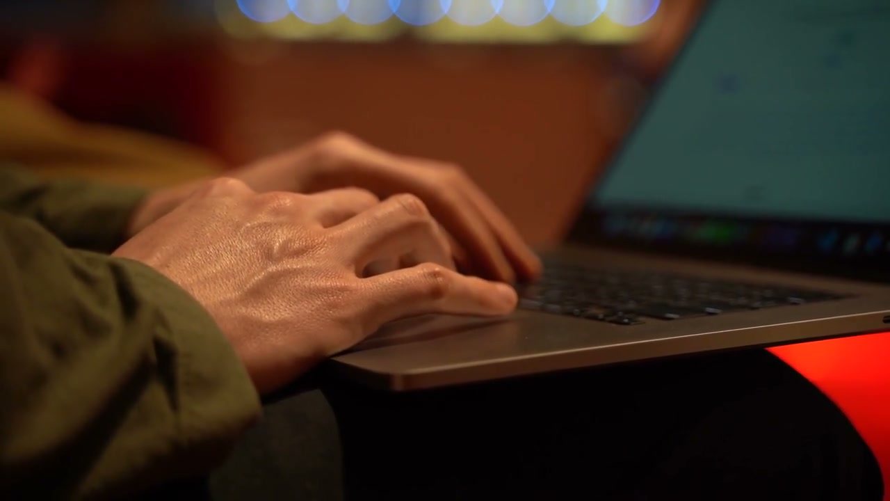 Deep Focus - Beating Distraction in a Noisy Workday